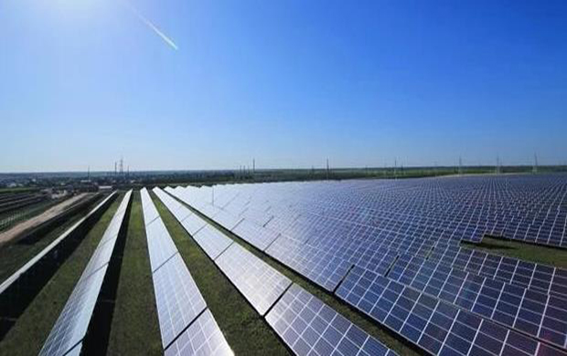 trung quốc PV ngành Tóm tắt: nhiều thủy tinh hơn, công suất sản xuất mô-đun và 400 MW công viên năng lượng mặt trời